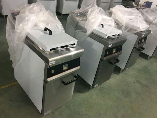 Single Fryer by Ghafoor and sons Engineering