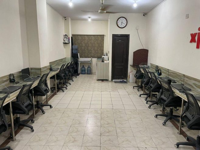 Call center available for rent night shift